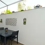 Iraklis アパートホテル 3*