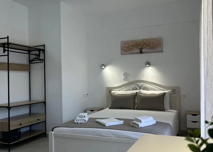 Apart Otel Iraklis 3*